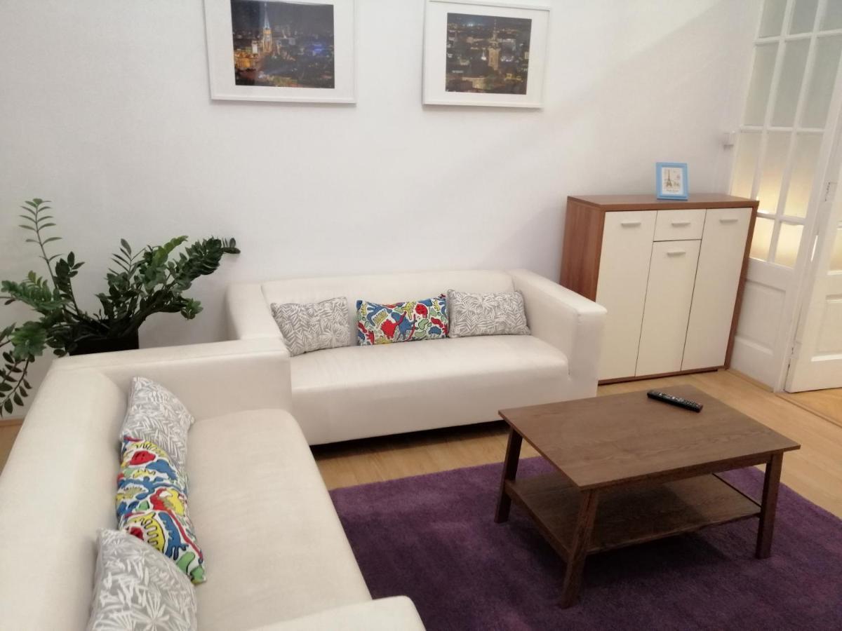 Filinhome Zmaj Jovina Suite 노비사드 외부 사진